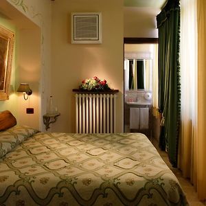 Camera deluxe con letto king size